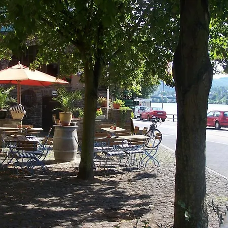 Ferienwohnungen Alken Apartment *